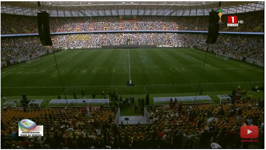 REPORTAGE - Inauguration du Stade du Sénégal : Le vent de folie sur le nouveau joyau du football vécu de l'extérieur à intérieur.