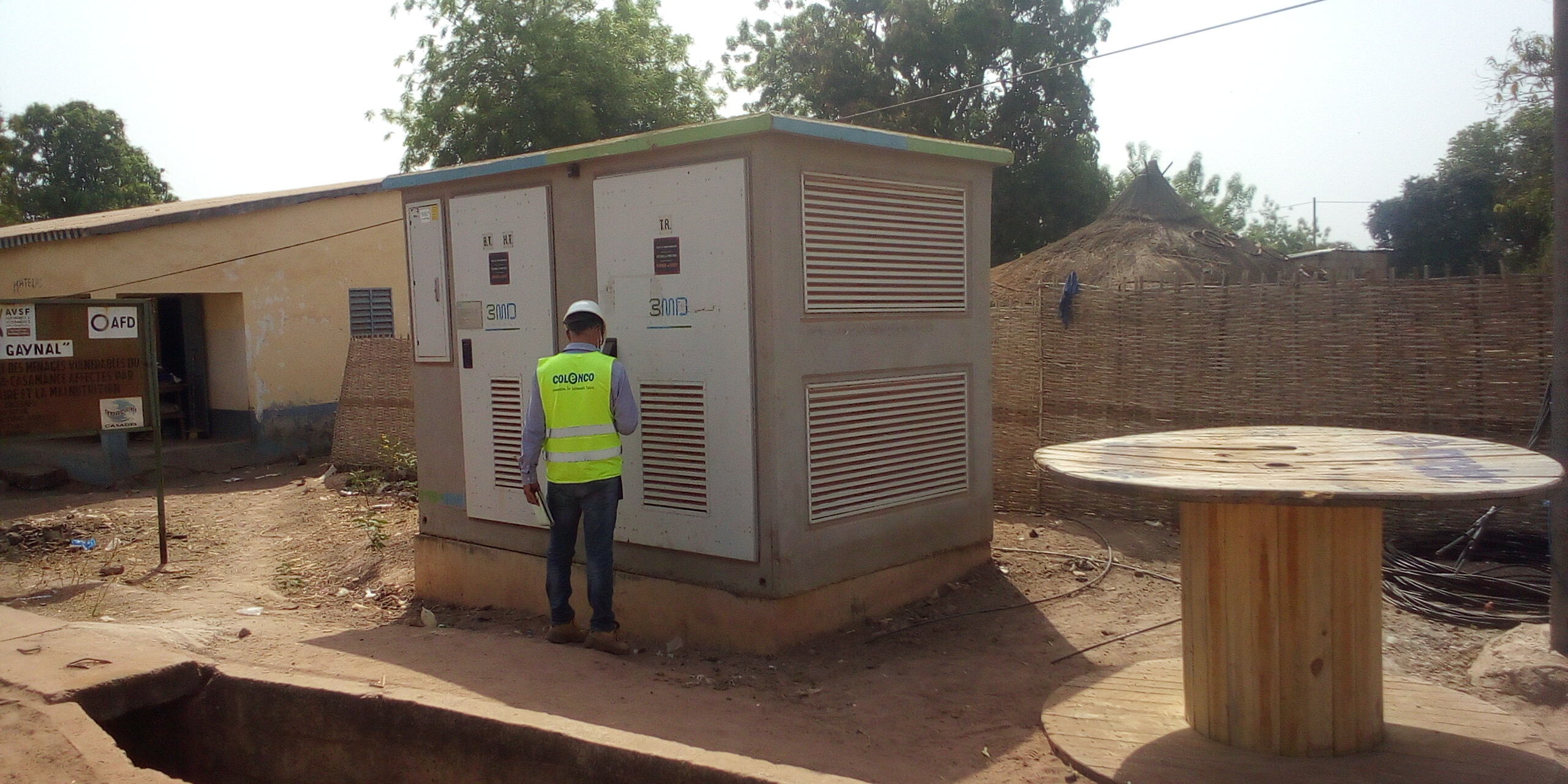 VÉLINGARA (Kolda) : la Senelec transforme le rêve des populations du monde rural en réalité… 