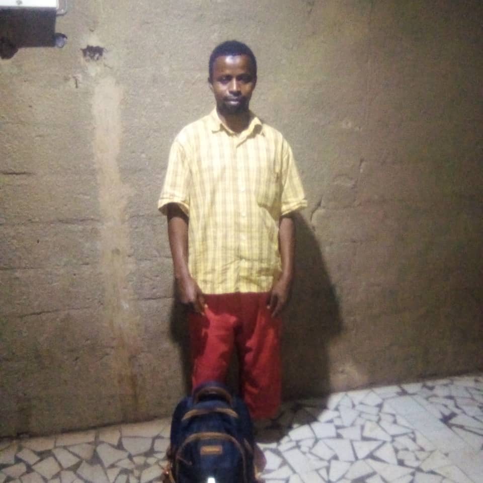 KOLDA : le muezzin de la mosquée de Nasroulahi, Abdoul Khoudouss Diallo, marche de Vélingara à Dakar pour rencontrer le président Macky Sall.