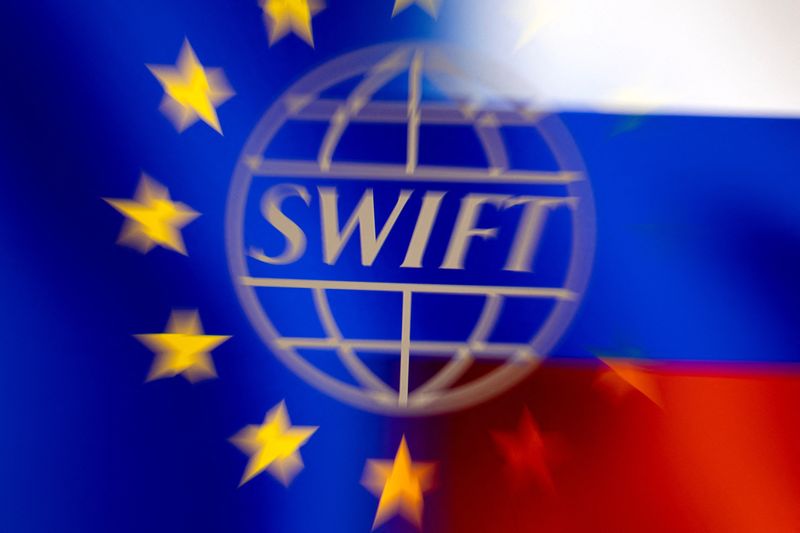 Crise Russie/Ukraine: la Chine remercie l'UE pour ses sanctions, les banques russes se tournent vers le CIPS