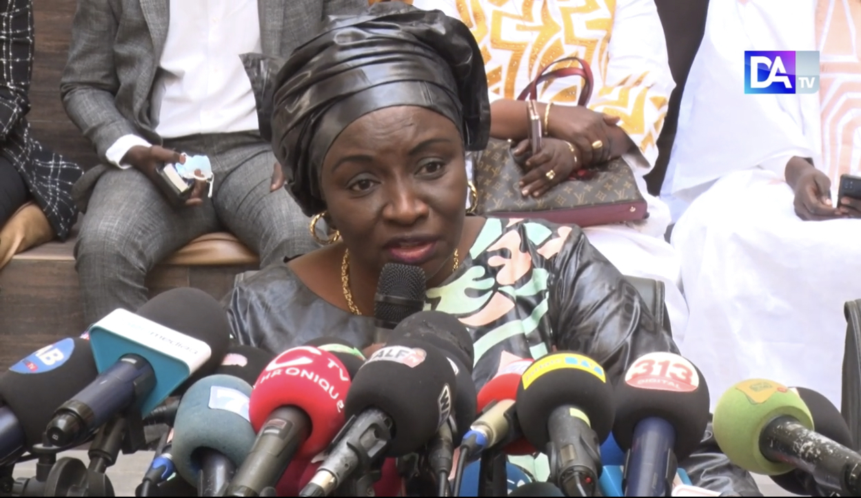 Conférence de presse Benno : le Mouvement des Engagés de Grand-Yoff (MEGY) fait bloc autour de l’ancien Premier Ministre Mimi Touré