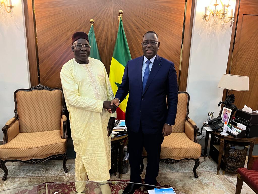 Palais : le maire « Yewwi » de Kanène Ndiop reçu par le Président Sall