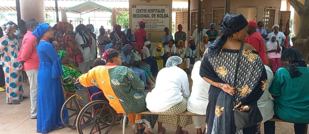 Sit-in des travailleurs de la santé à Kolda : ils menacent de paralyser le système de santé et interpellent le directeur de l’hôpital régional…