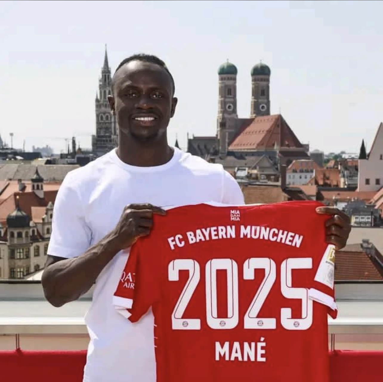 Transfert : Sadio Mané s'engage officiellement avec le Bayern Munich jusqu'en 2025