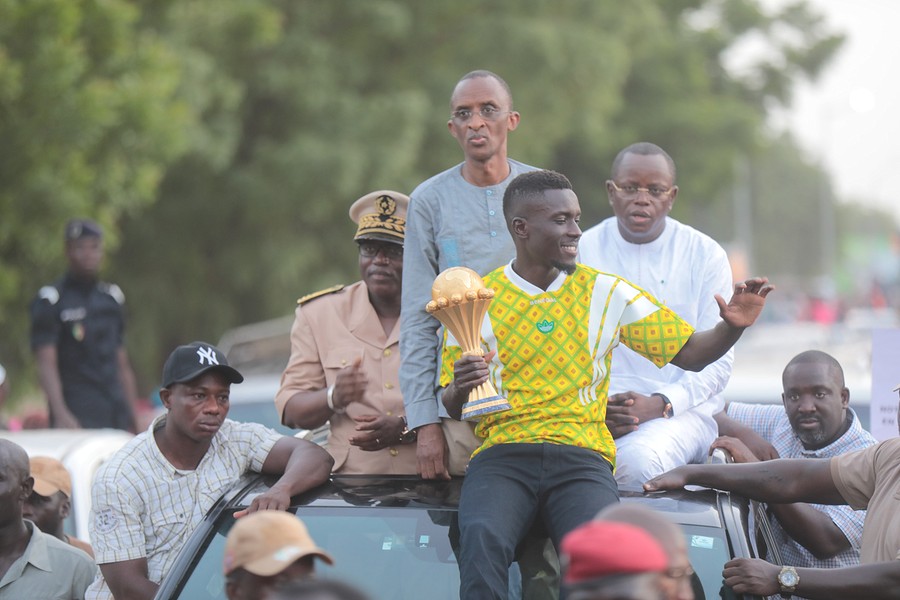 Trophy Tour  Kaffrine : Idrissa Gana Gueye fait citoyen d’honneur ( images ) 