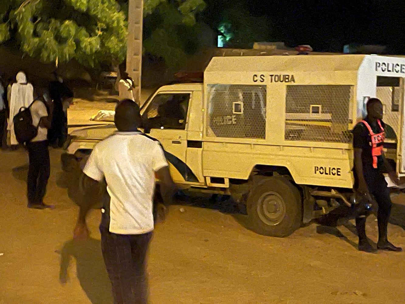 Bourde d’une des polices religieuses de Touba - Un petit fils de Serigne Abdou Lahad poussé se retrouve avec un genou droit bousillé 