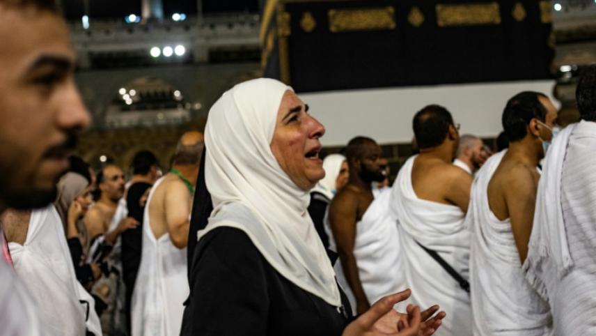 Les pèlerins de La Mecque se dirigent vers Mina, étape majeure du hajj