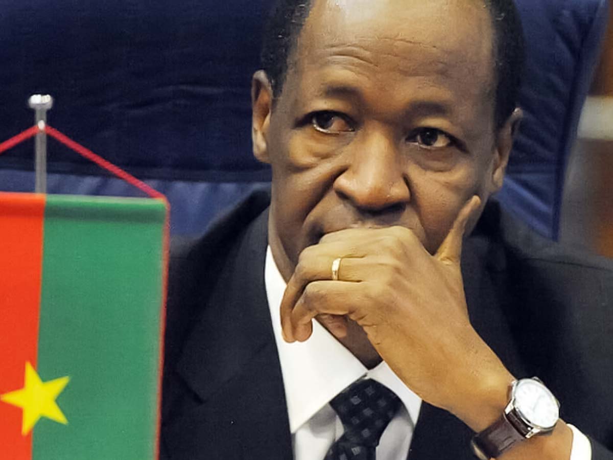 Burkina: pluie de critiques autour du retour de l'ex-président Blaise Compaoré