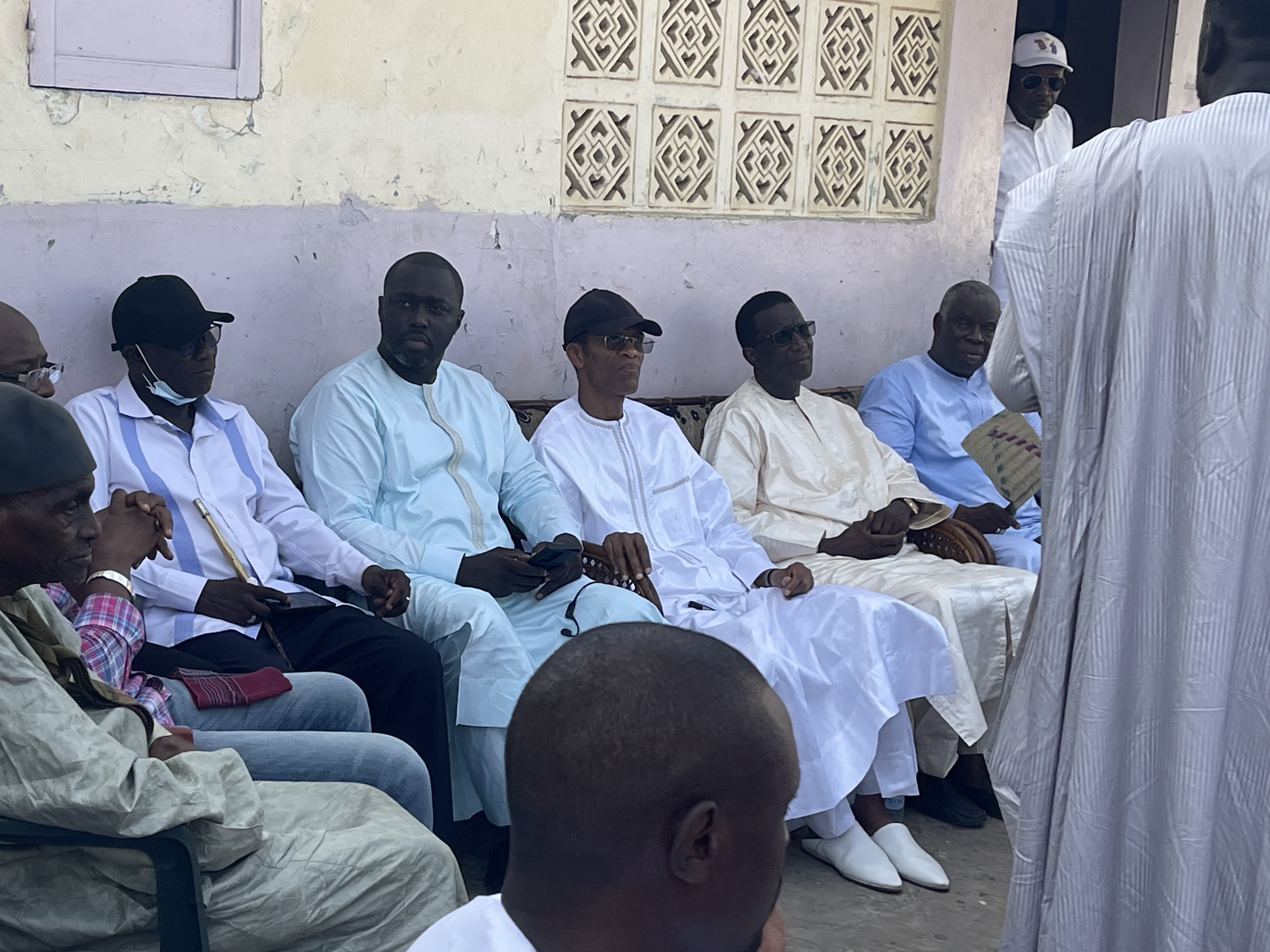 Législatives2022 / Niayes Thioker : Alioune Ndoye et les investis de Benno Dakar sensibilisent les forces communautaires du Plateau.