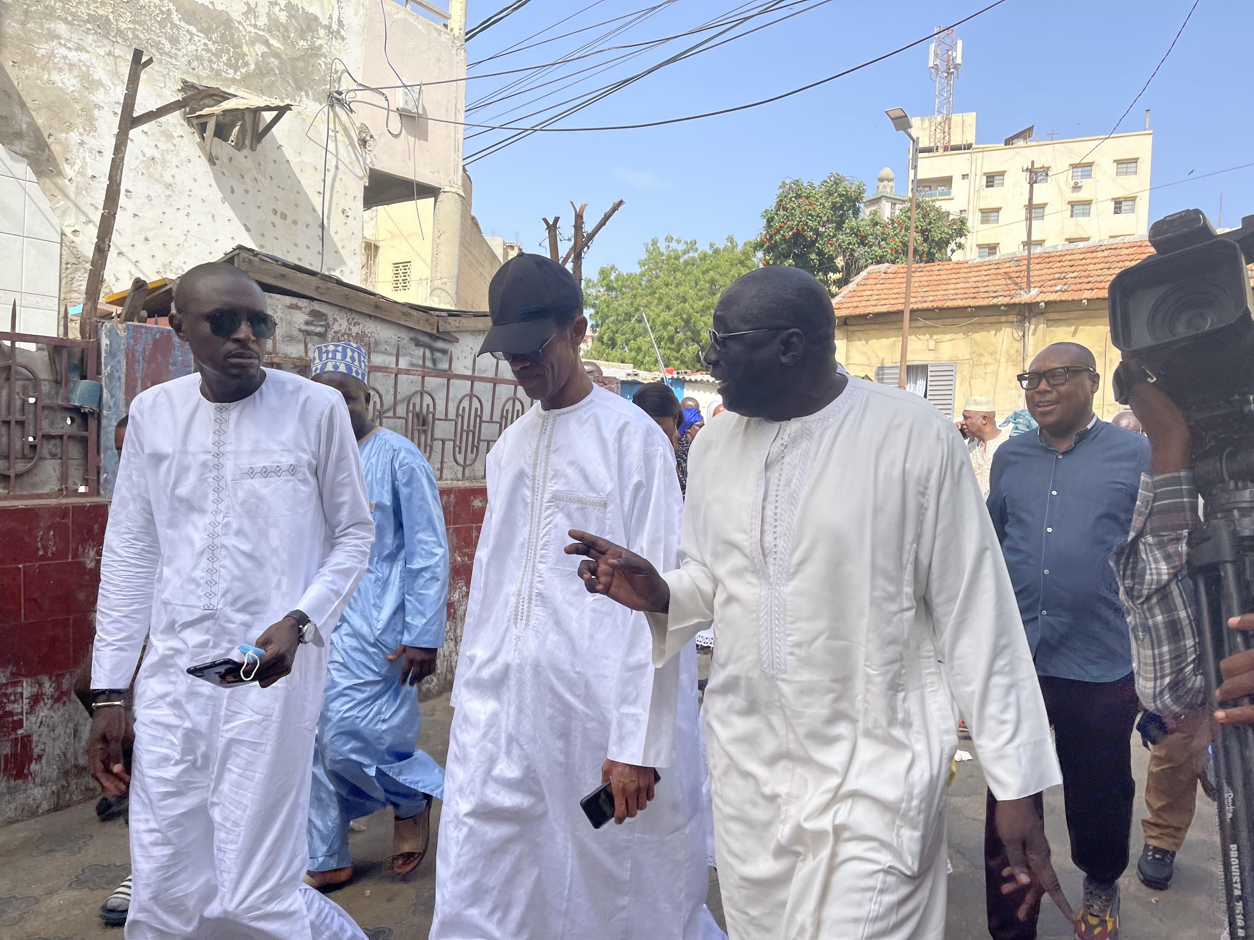 Législatives2022 / Niayes Thioker : Alioune Ndoye et les investis de Benno Dakar sensibilisent les forces communautaires du Plateau.