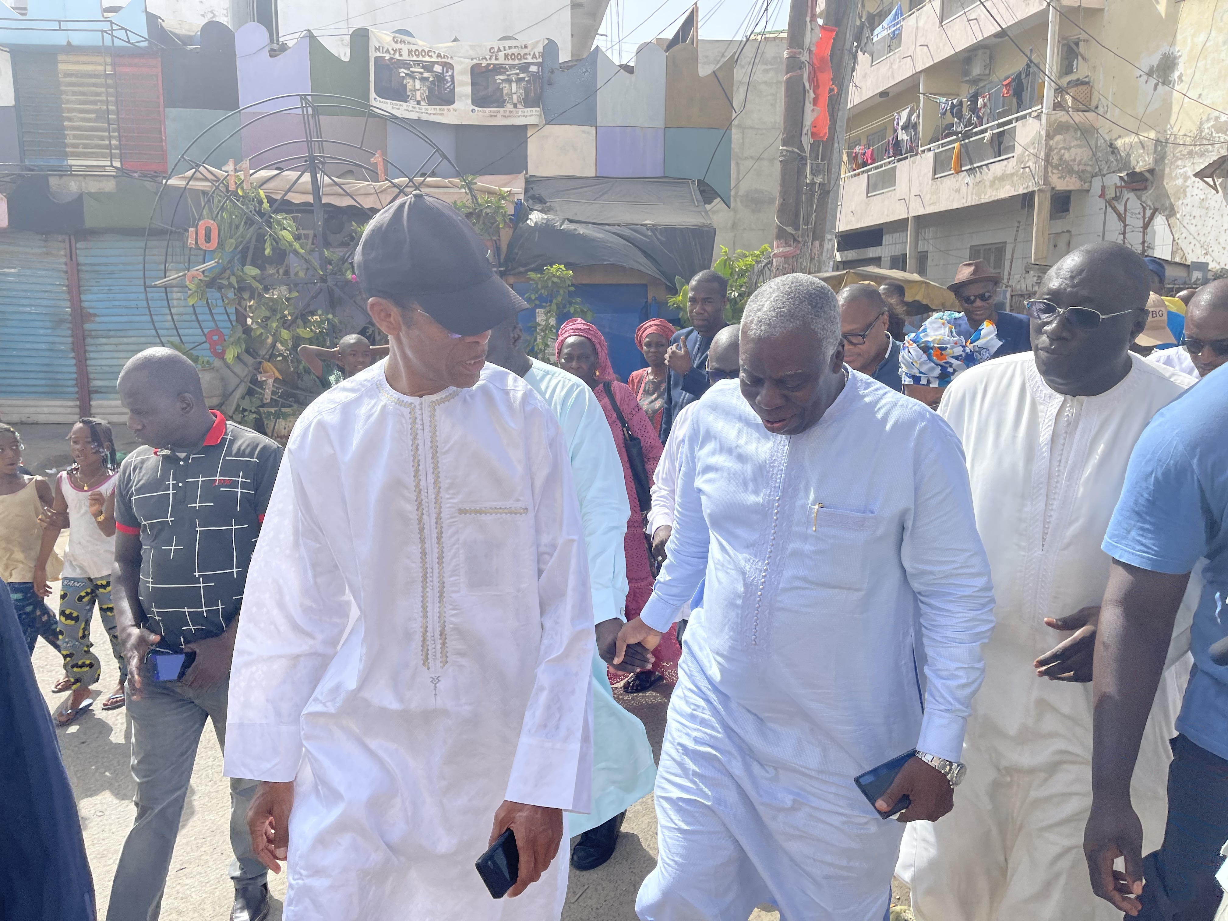 Législatives2022 / Niayes Thioker : Alioune Ndoye et les investis de Benno Dakar sensibilisent les forces communautaires du Plateau.