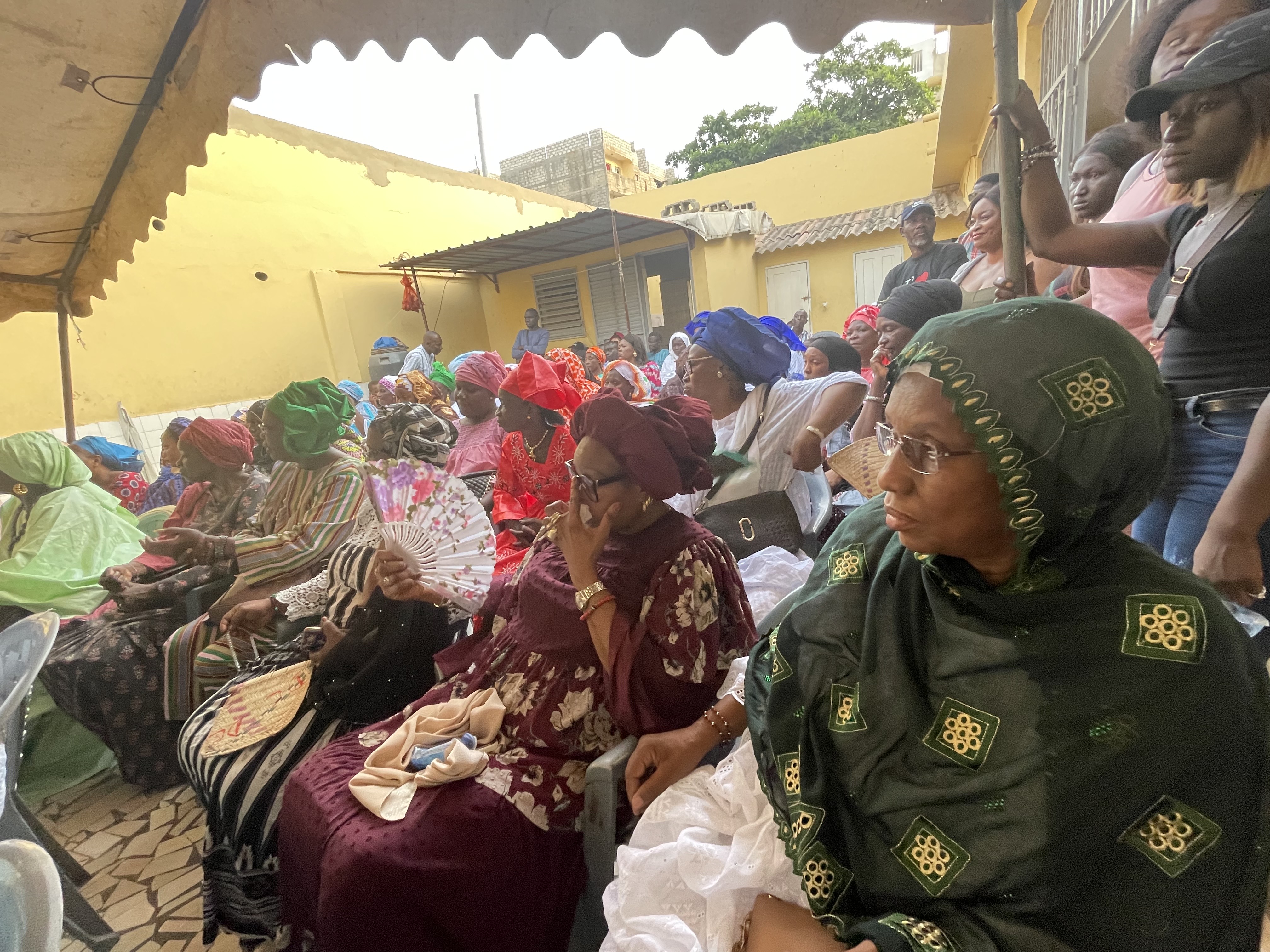 Législatives2022 / Niayes Thioker : Alioune Ndoye et les investis de Benno Dakar sensibilisent les forces communautaires du Plateau.