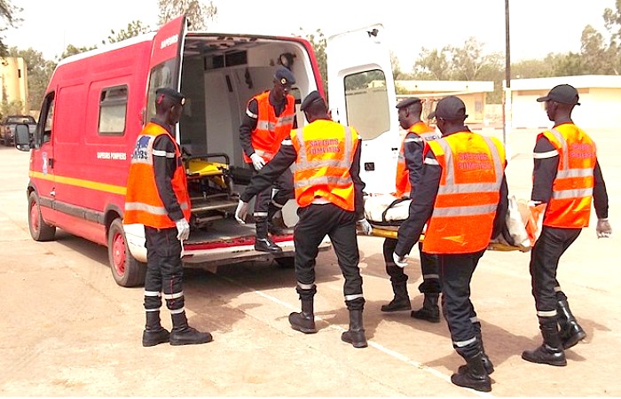 Notto Gouye Diama / Collision entre un véhicule « 7 places » et un camion : Bilan provisoire 5 morts, dont un homme et sa sœur et plusieurs blessés.