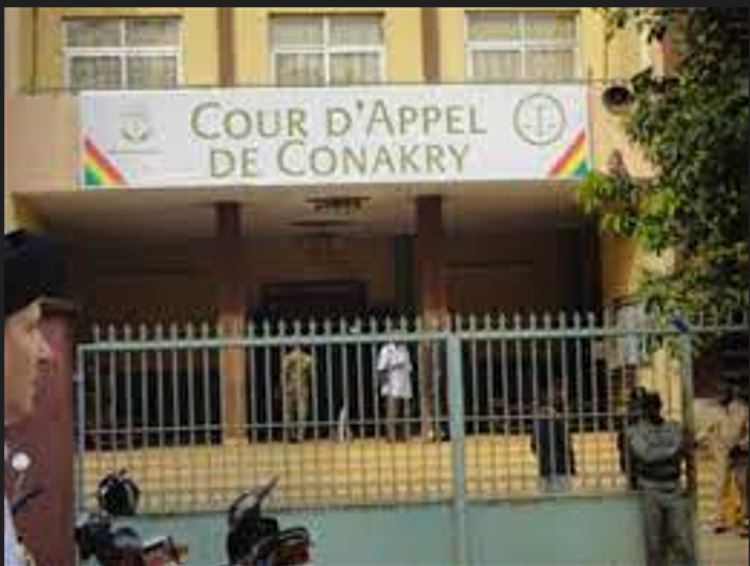 Guinée Conakry : la justice ordonne des poursuites contre 3 anciens ministres, 1 DAF et 1 ex DG du budget.