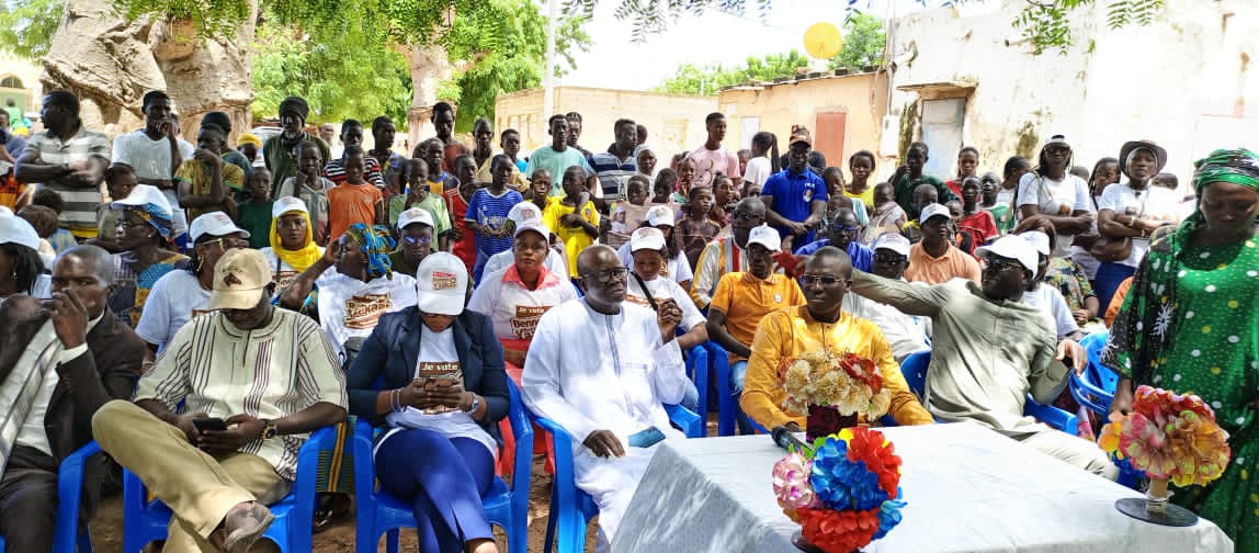 Législatives 2022 - Le Maire Mbaye DIONE termine sa belle campagne départementale de Thies par la Commune de Touba Toul