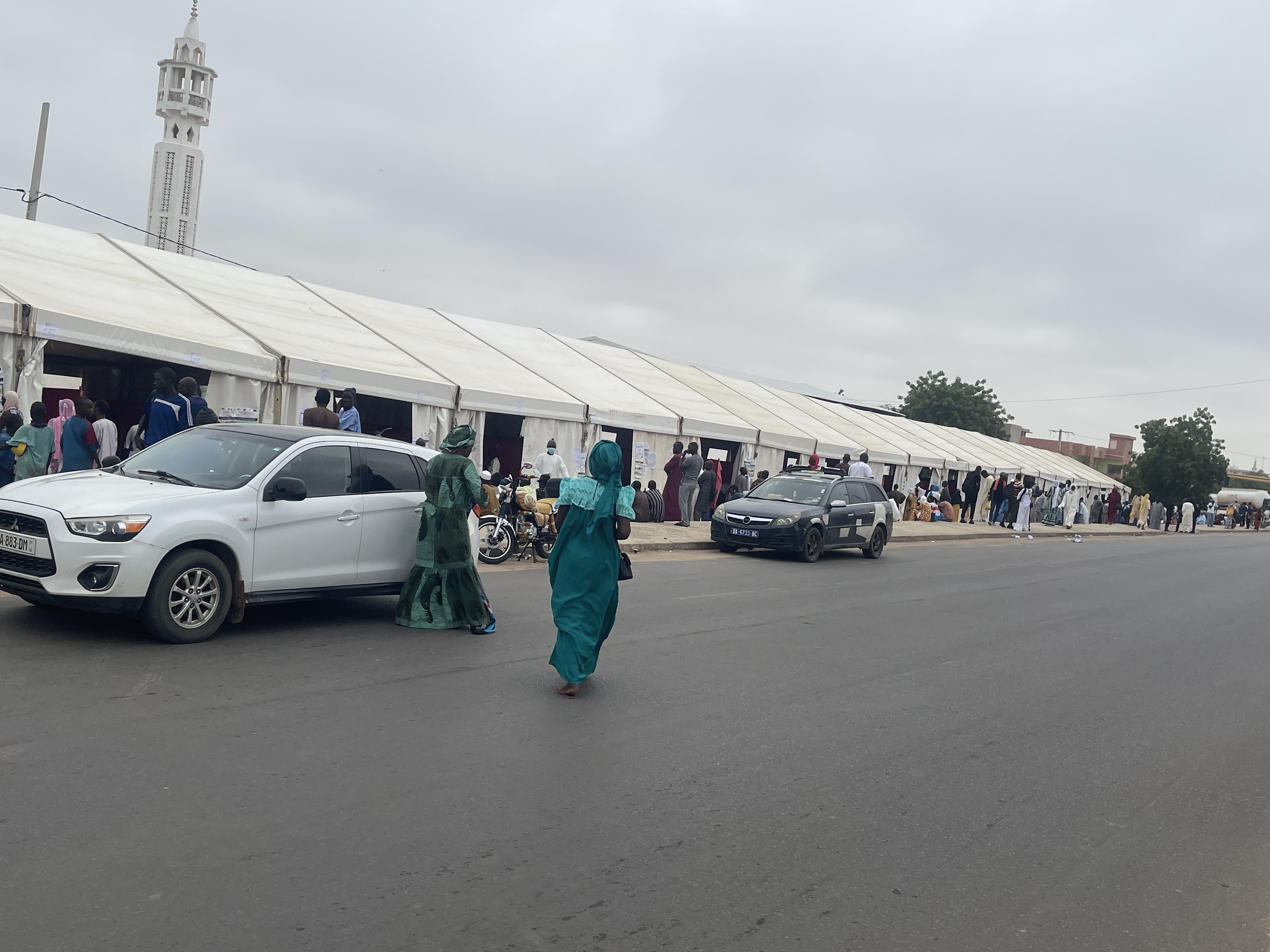 VOTE À TOUBA - Impresionnant dispositif sécuritaire installé… Le tronçon Touba-Mbacké fermé dans un sens et présence massive des personnes du 3ème âge 