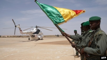 Soldats ivoiriens détenus: le Mali ordonne le départ des "forces étrangères" d'une base de l'aéroport
