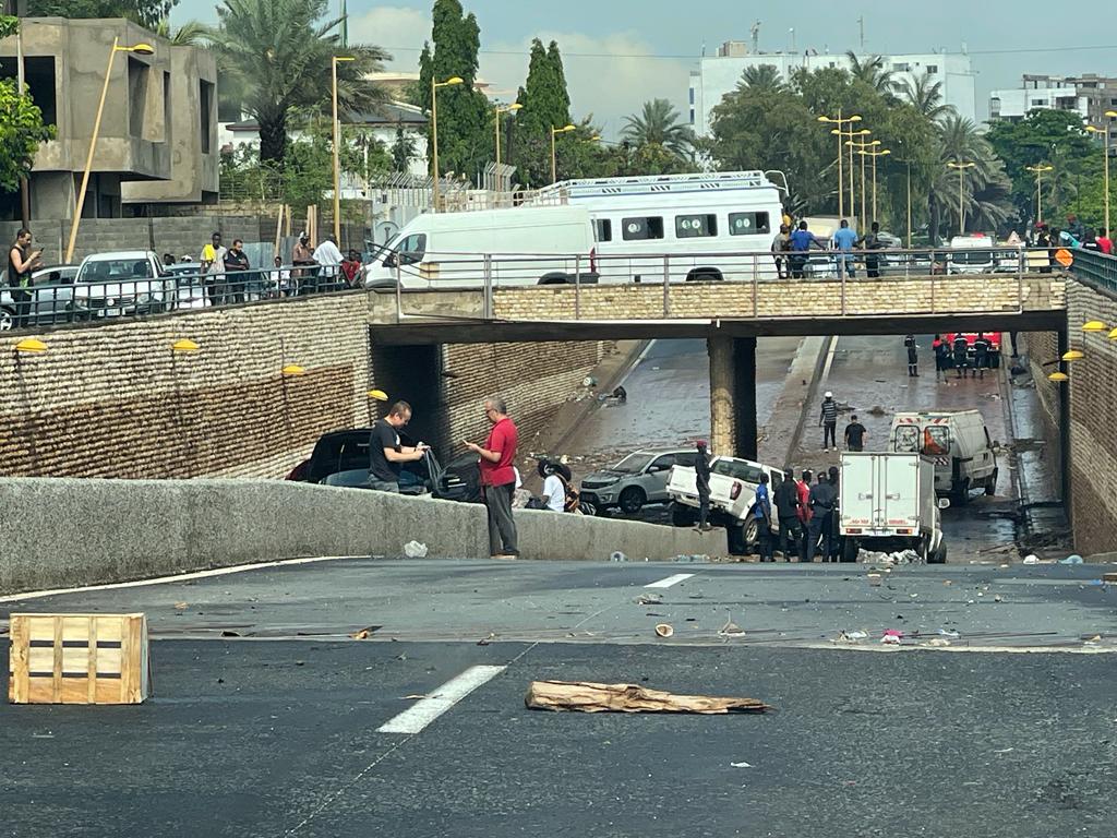Tunnel de la corniche Ouest : Une personne emportée par les eaux de pluie (Sapeurs)