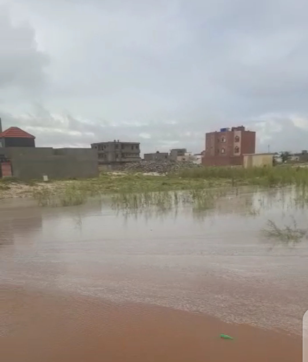 Fortes pluies à Rufisque : Les villas de la Sicap Belleville  de Sangalkam, inondées.