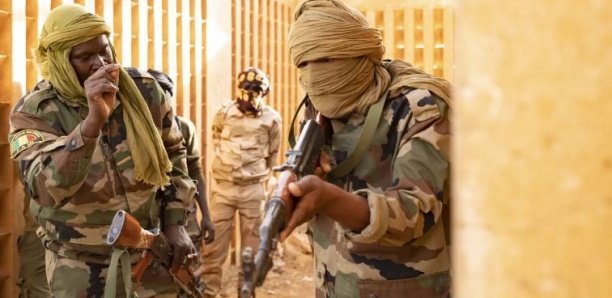 Mali: les jihadistes de l'EI prennent une localité clé après d'âpres combats