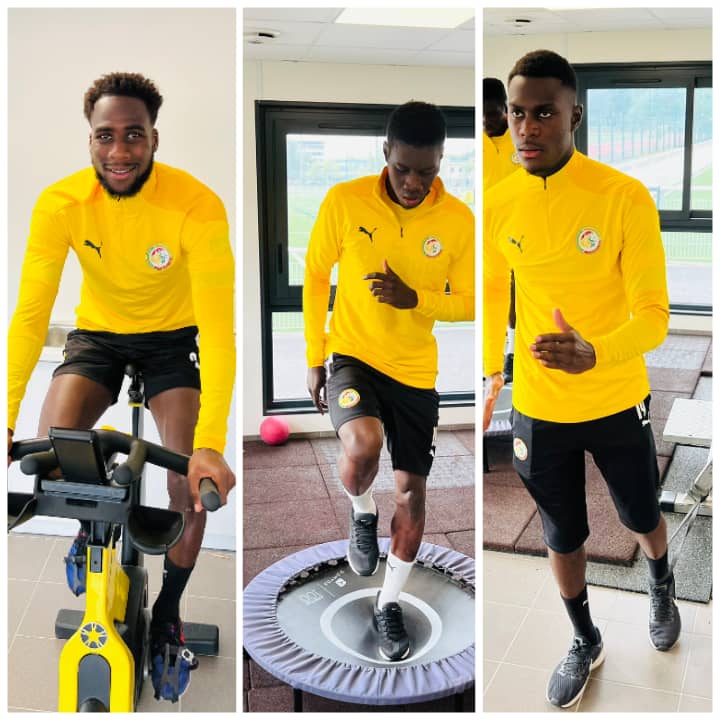 Regroupement des Lions à Orléans (2e galop) : Boulaye Dia, Moussa Niakhaté et Ismaïla Sarr se sont entraînés à l'écart du groupe