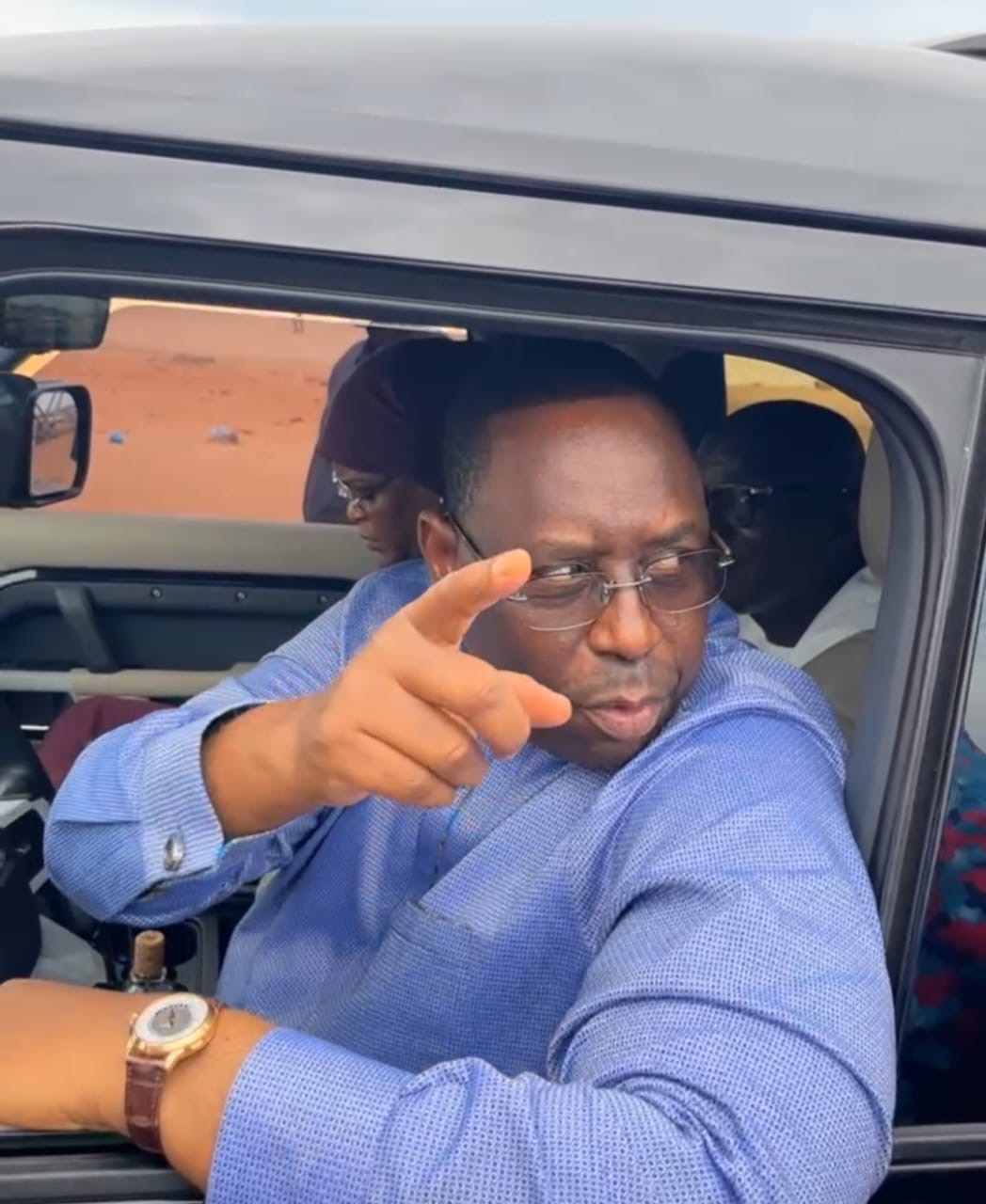 Wakhinane Nimzatt : La visite surprise du président Macky Sall accompagné de la première dame.