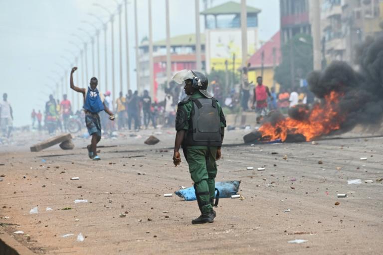 Guinée: manifestations anti-junte à Conakry, des blessés et arrestations selon les organisateurs.