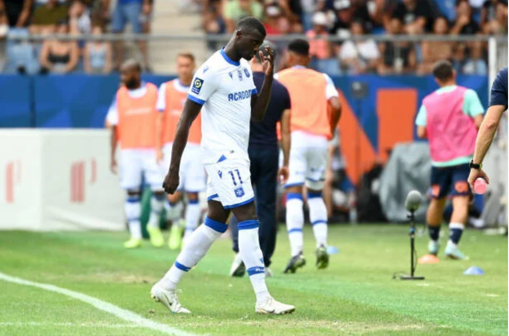 Ligue 1 : Deuxième carton rouge de la saison pour Mbaye Niang, avec Auxerre…