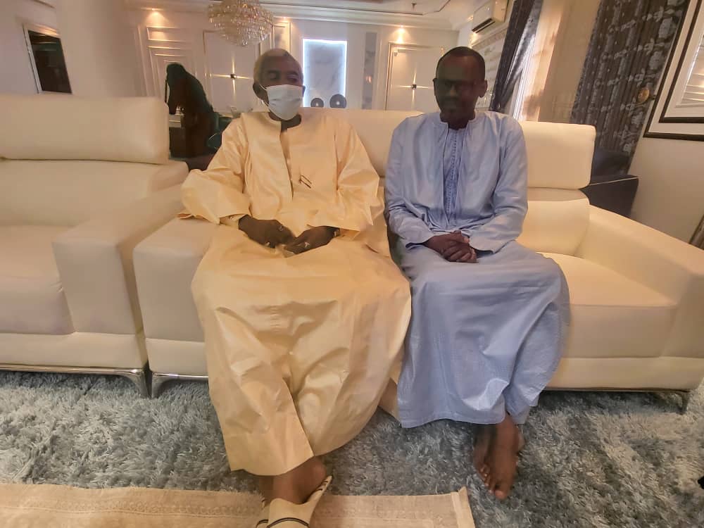 Habib Niang en visite de courtoisie chez Serigne Cheikh Abdou Karim Mbacké sollicite des prières pour la paix et la stabilité du pays