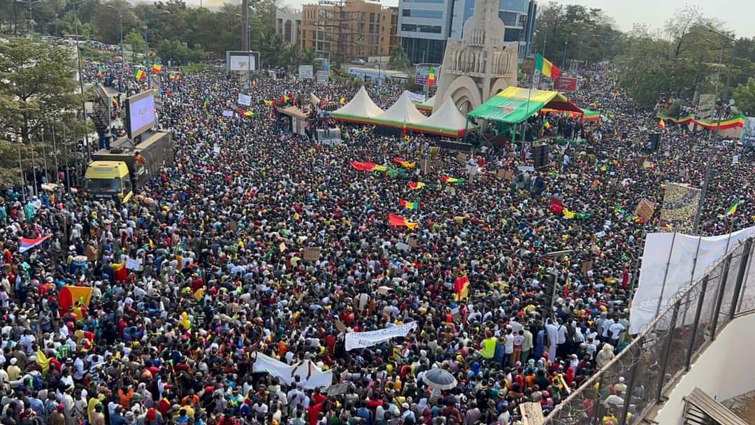 Mali: des milliers de personnes protestent à Bamako contre un "blasphème"