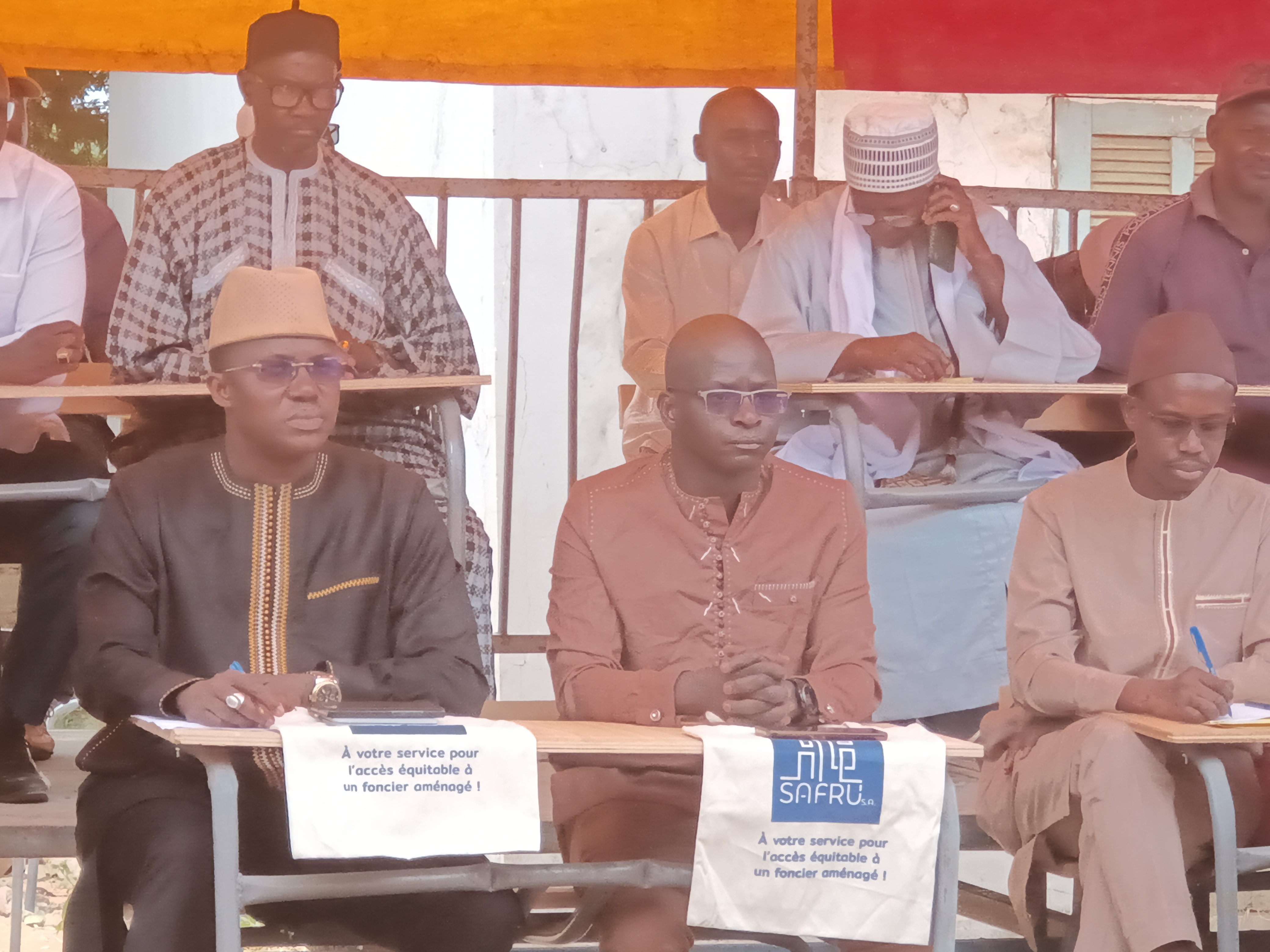 Diass: La Safru accompagne les écoles des villages du  Pôle Daga kholpa (PUDK )  1000 kits scolaires et 400 tables bancs offerts