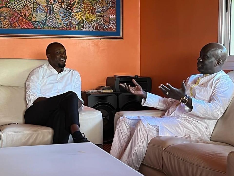Visite : Ousmane Sonko chez Malick Gakou
