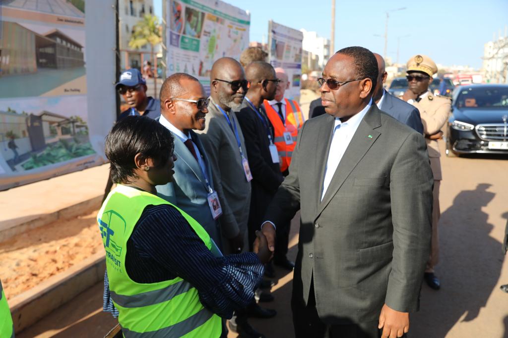 BRT: Le président Macky Sall en visite de chantier( images).