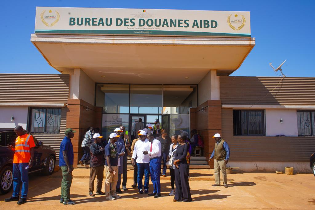 Diass : Visite du DG de Apix S.A, le docteur Abdoulaye Baldé, au niveau de la Zone Économique Spéciale (images).