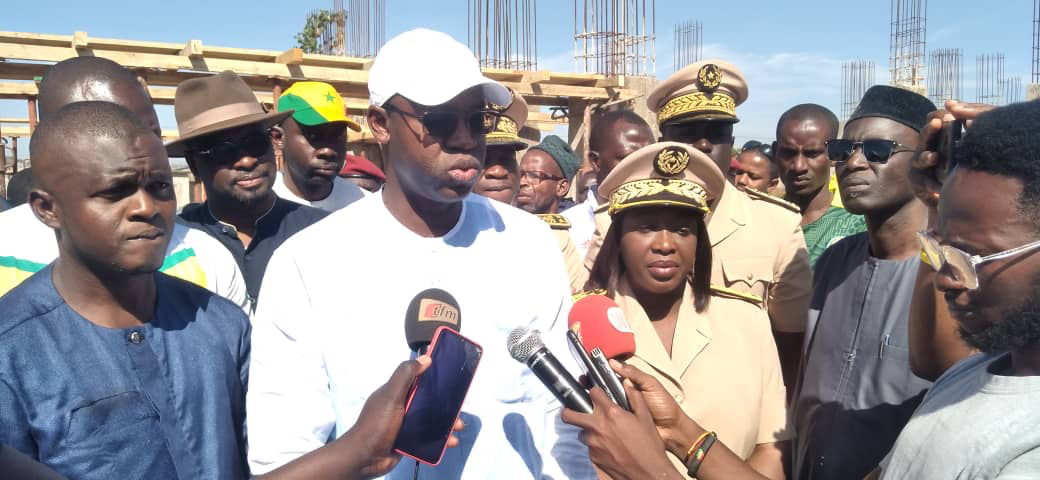 Kédougou/Sport : Le ministre du sport constate les 07 ans de retard de construction du stade régional et exige l'accélération des travaux.