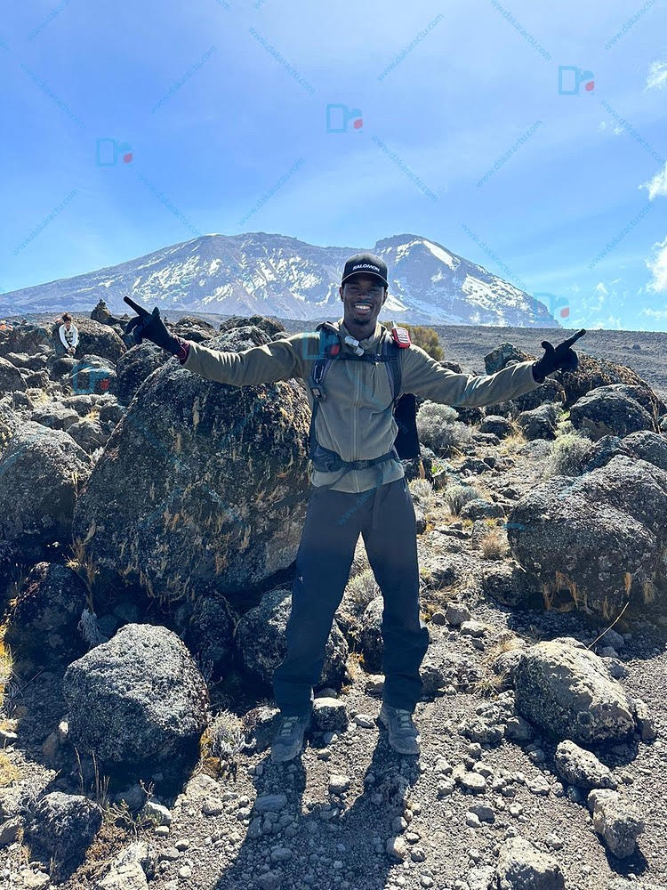 Parcours d’un explorateur des temps modernes, du prestigieux Prytanée militaire de Saint-Louis au plus haut sommet d’Afrique, le Kilimandjaro ! (Entretien avec Mohamed Tounkara) 