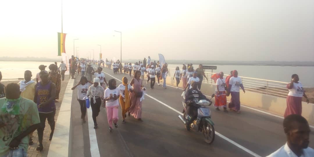 Tournée économique du PR à Sédhiou : folle ambiance à son accueil à Marsassoum accompagne l'inauguration du pont...