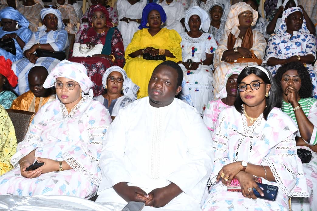 BAMBEY - Journée du 08 mars : L’ambassadeur itinérant El Hadj Dia honoré par les femmes