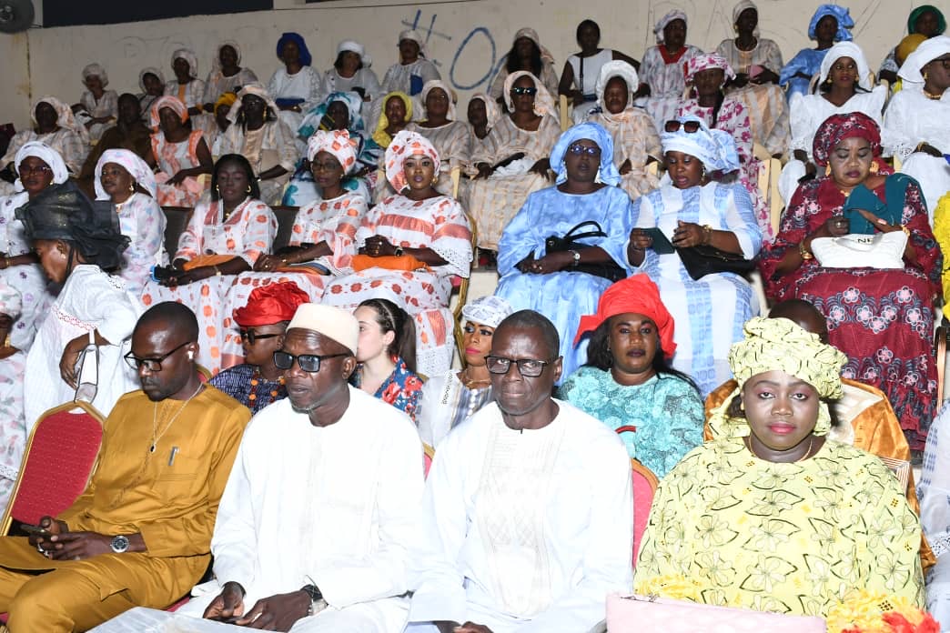 BAMBEY - Journée du 08 mars : L’ambassadeur itinérant El Hadj Dia honoré par les femmes