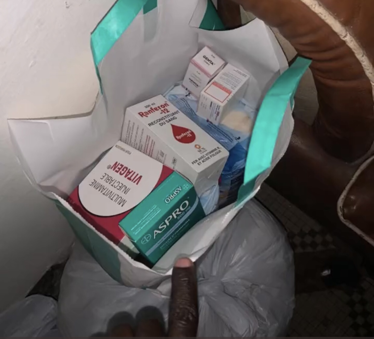 Lutte Trafic illicite : un aide pharmacien arrêté avec 4 cornets de chanvre indien et du matériel médical