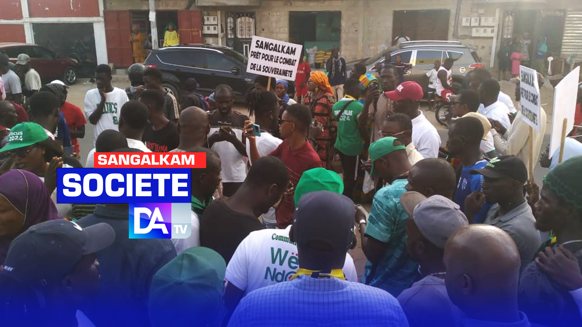 Sangalkam : les patriotes envahissent les artères pour dénoncer le régime en place.