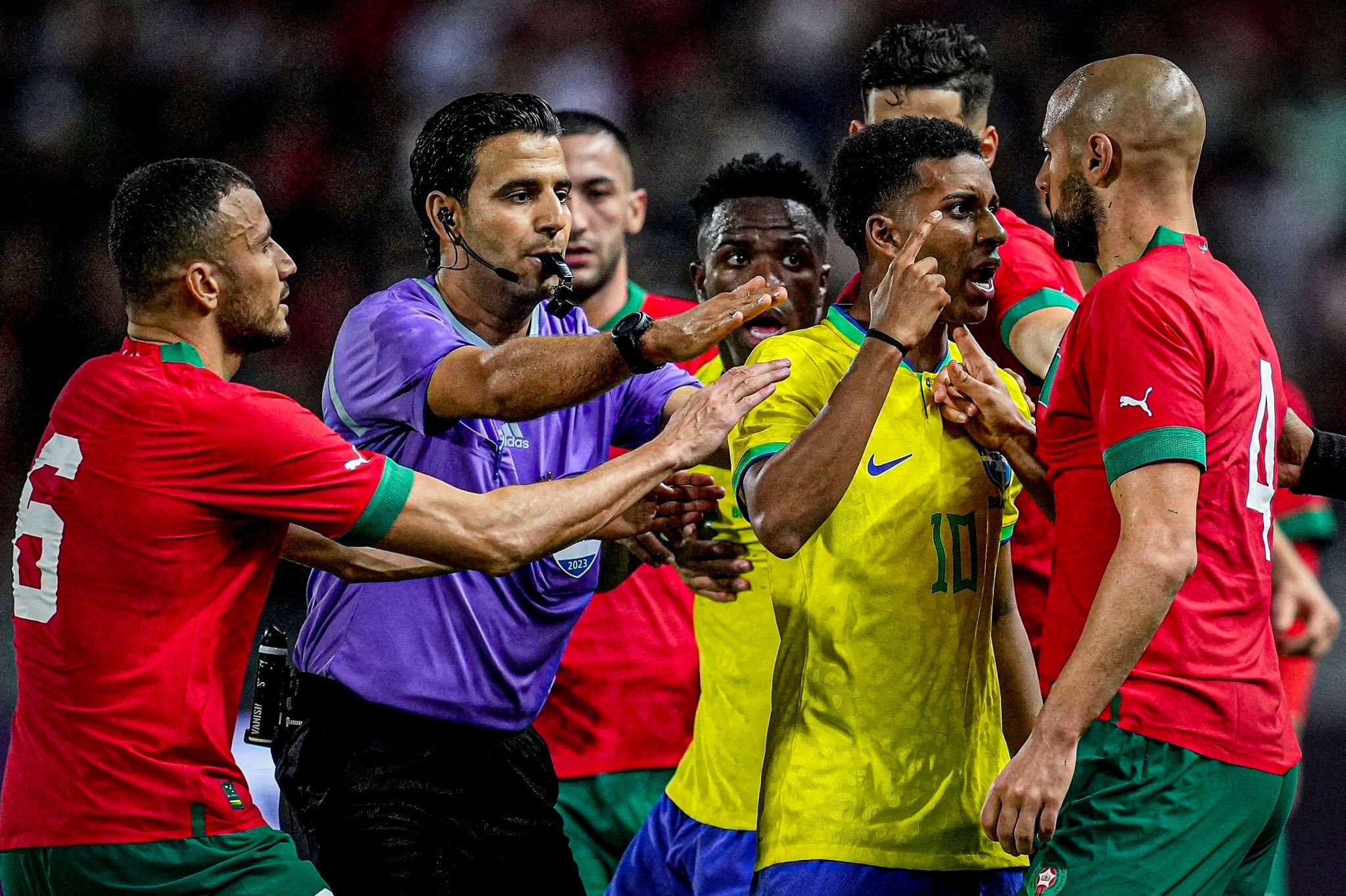 Football Le Maroc Bat Le Br sil En Match Amical 2 1 football-le-maroc-bat-le-br-sil-en-match-amical-2-1