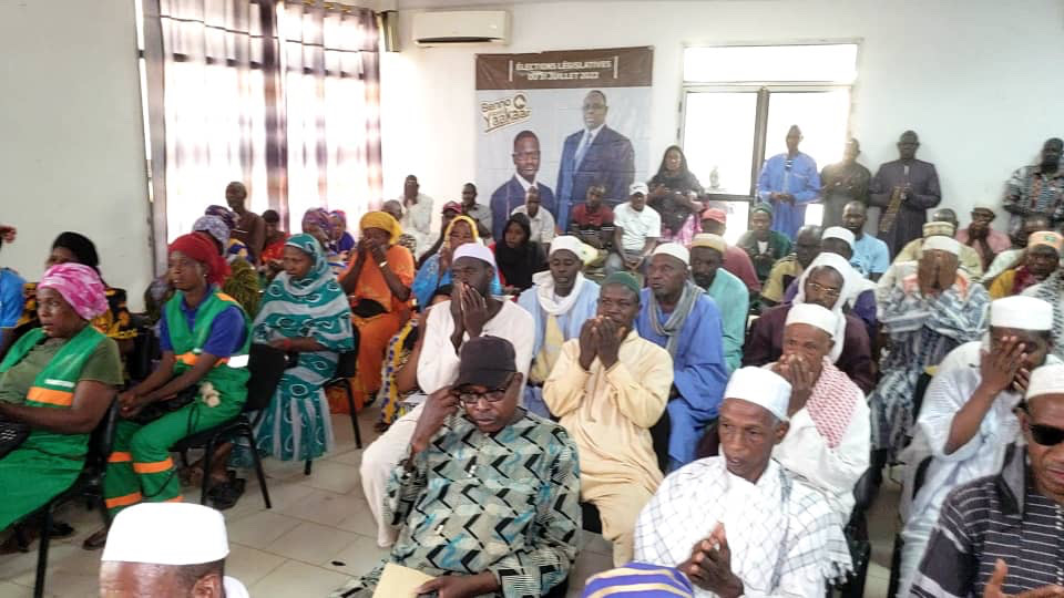 Kédougou/Ramadan 2023 : le maire Ousmane Sylla distribue 25 tonnes de sucre pour assister les populations de la région.