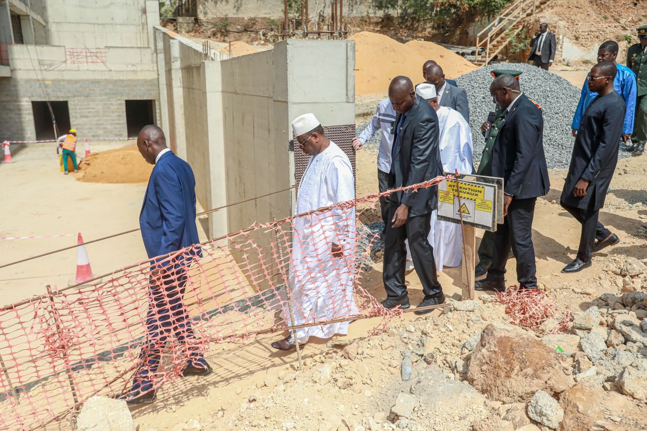 Santé: Le chef de l’Etat a effectué ce matin une visite de chantier à la future polyclinique de l’hôpital principal de Dakar