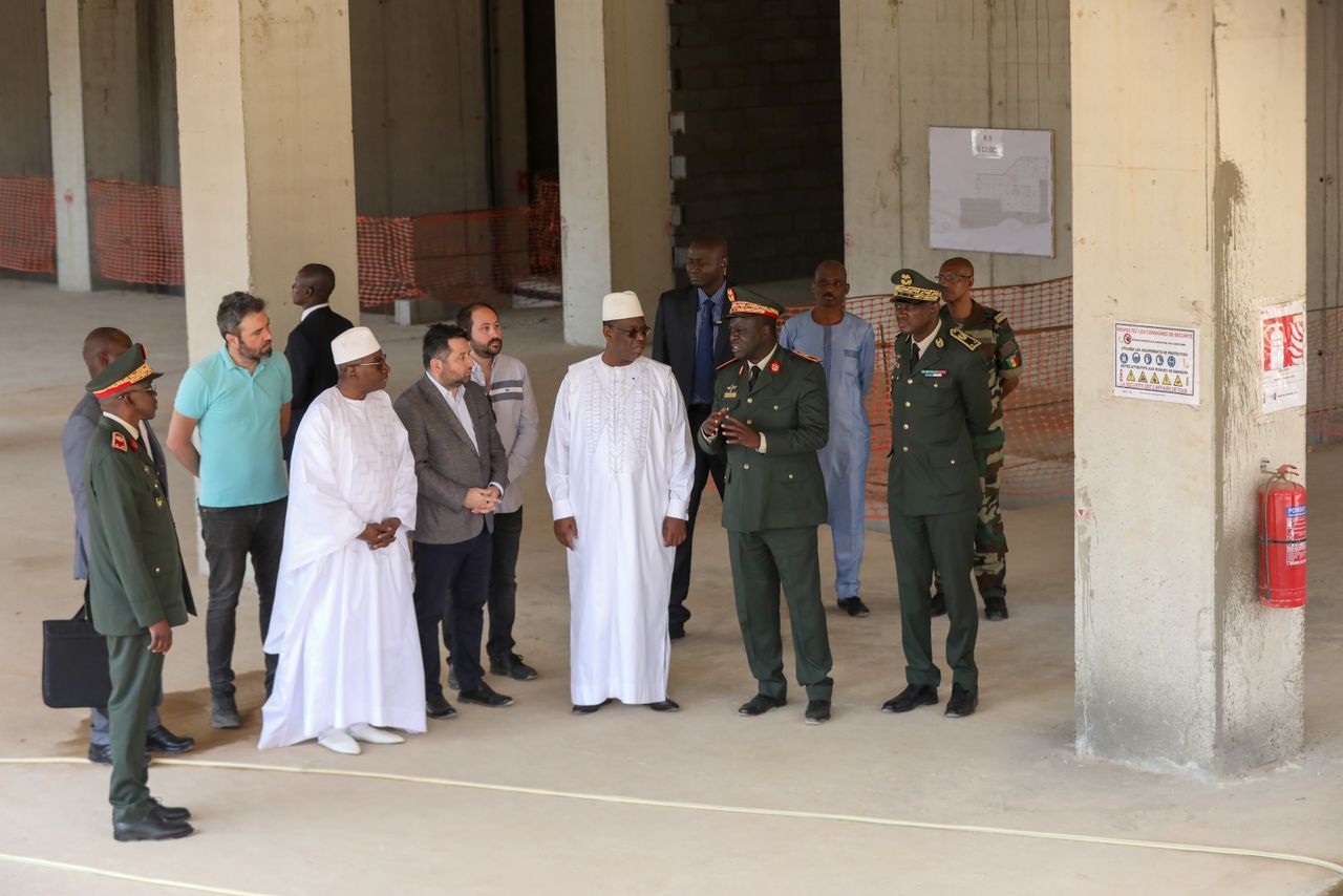 Sant Le Chef De L Etat A Effectu Ce Matin Une Visite De Chantier sant-le-chef-de-l-etat-a-effectu-ce-matin-une-visite-de-chantier