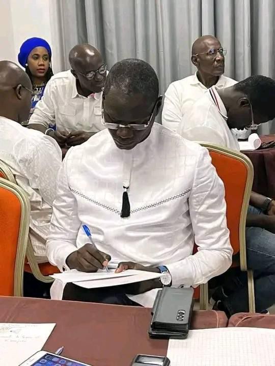 « Non au 3e mandat » : La plateforme des forces vives de la nation F24 voit le jour et annonce une grande mobilisation le 12 mai prochain