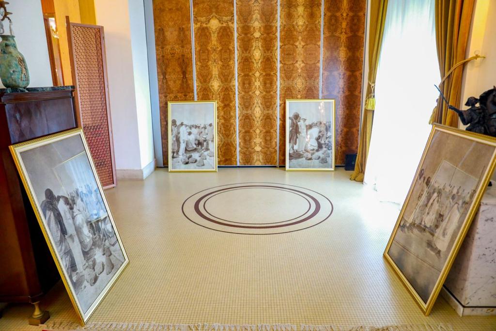 CULTURE - Les photos de Cheikh Ahmadou Bamba présentées au Chef de l’État et inscrites au patrimoine culturel national