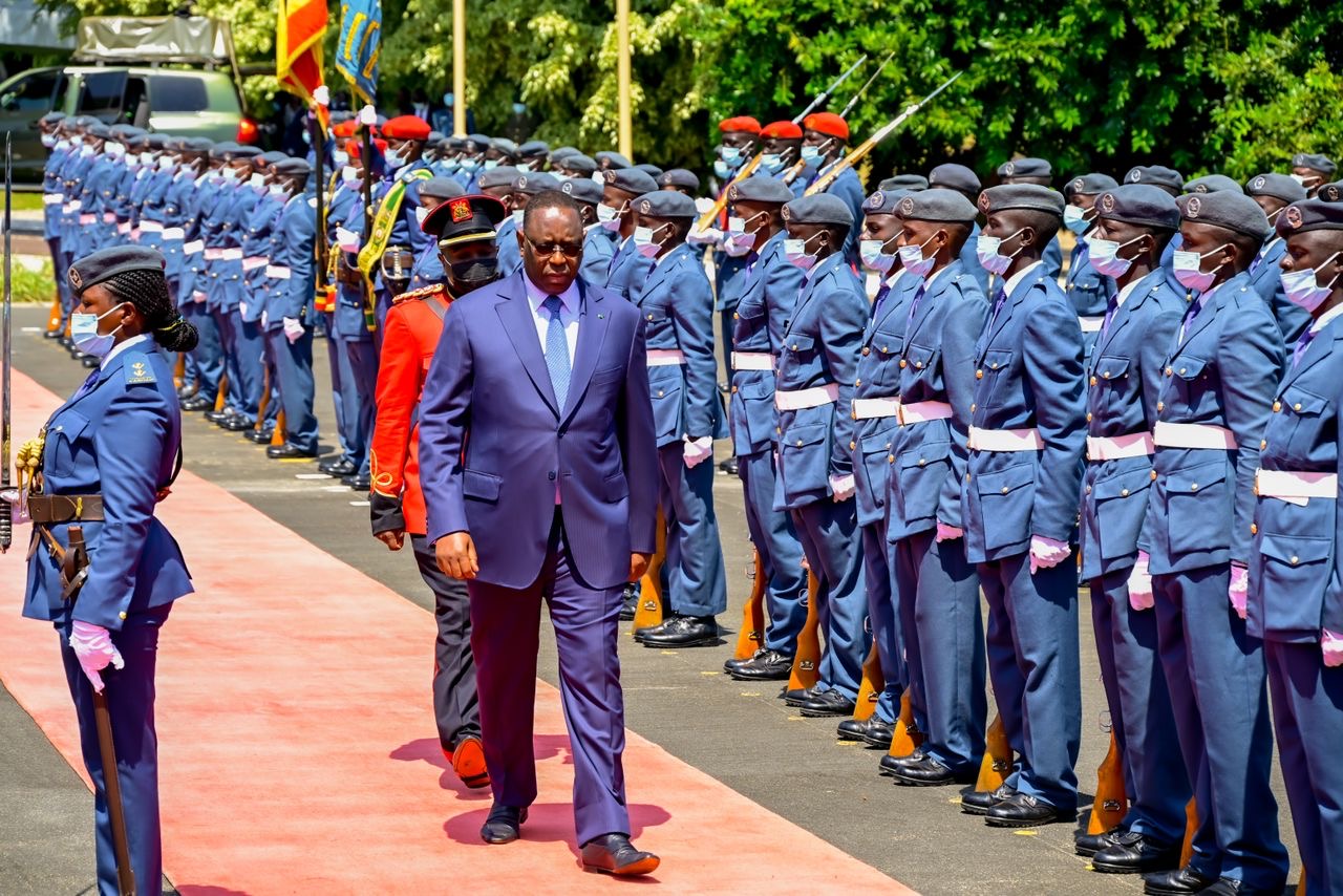 Visite officielle en Ouganda : Le président Macky Sall et son homologue Ougandais réaffirment "leur ferme engagement à renforcer davantage les bonnes relations entre les deux pays."