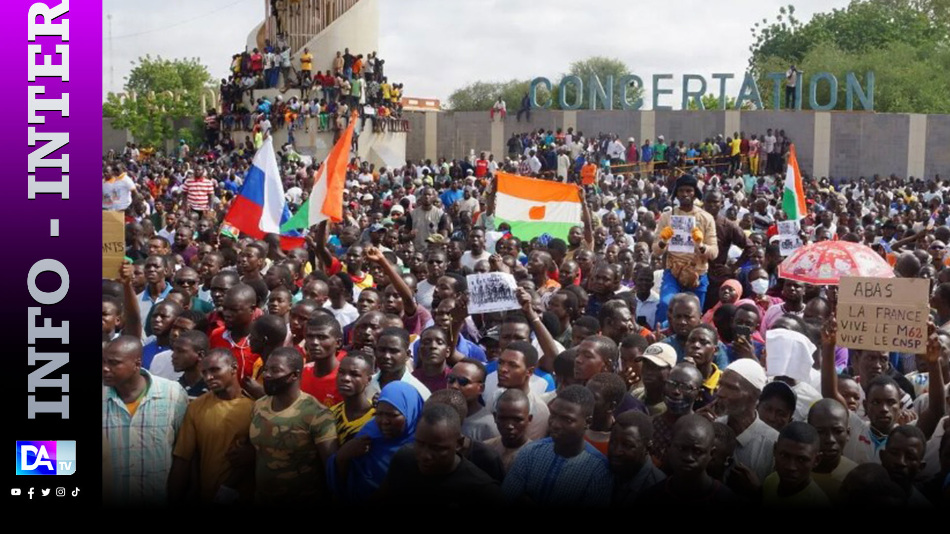 Niger: nouvelle importante manifestation pour réclamer le départ des soldats français
