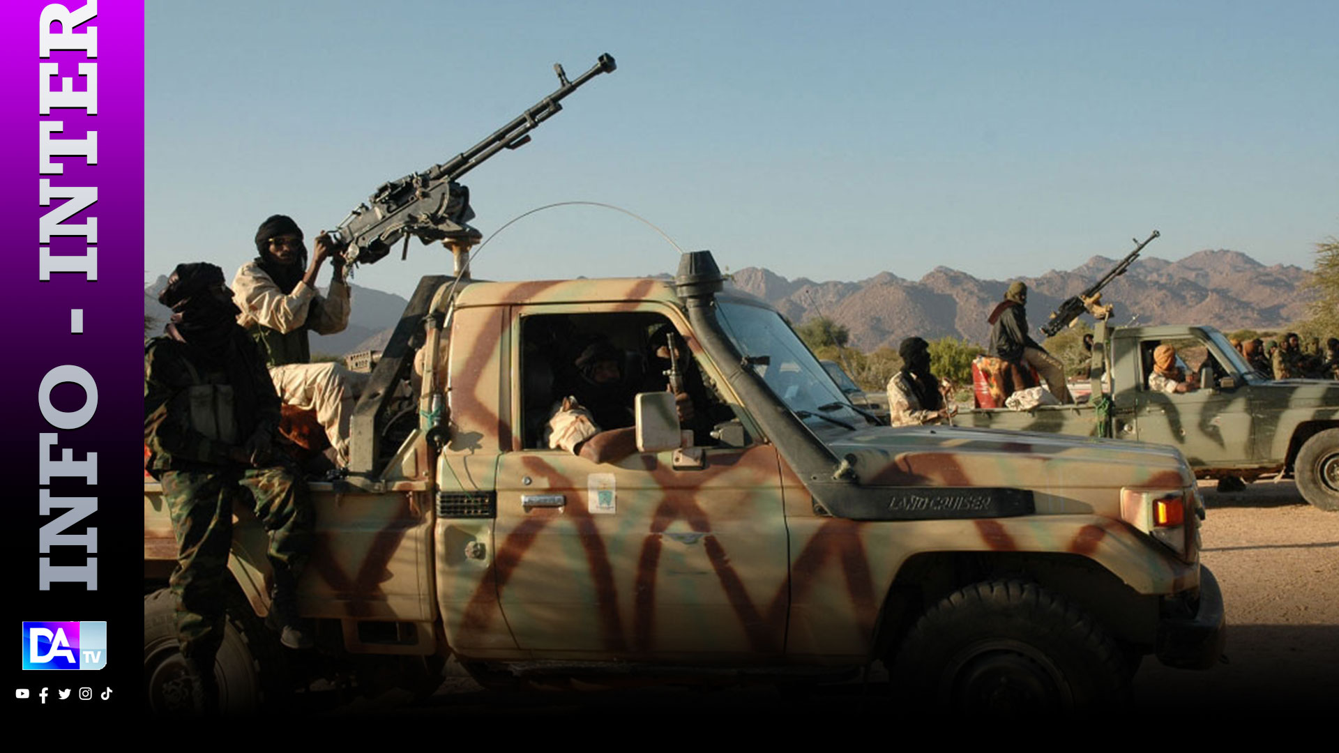 Mali: des hommes armés s'emparent de deux camps militaires